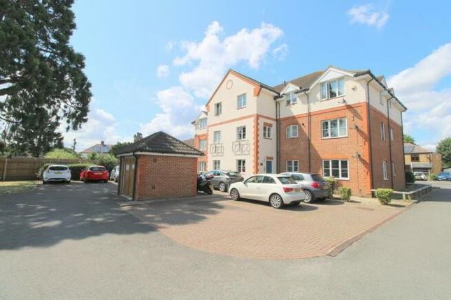 Thumbnail Flat to rent in Chantry Close, Sunbury-On-Thames