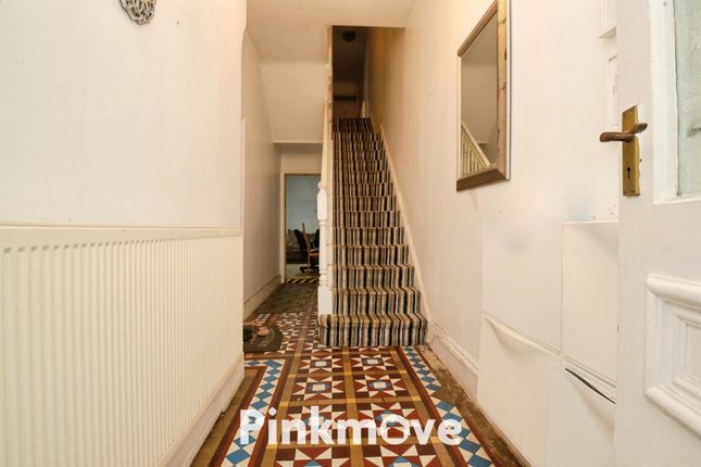 23, Risca Road, Newport photo 2