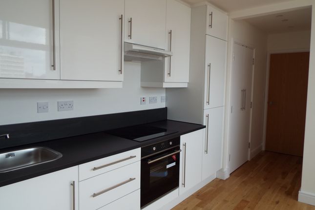 Flat 417, Leicester photo 3