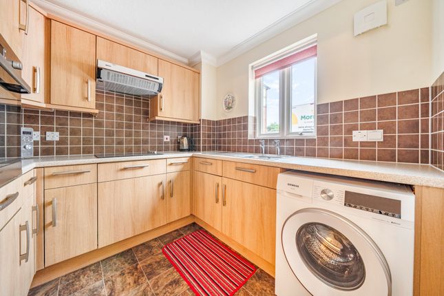 Apartment 6, Elgar Lodge, 1, Howsell Road, Malvern photo 2