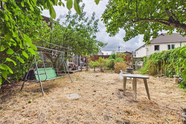 101, Gilbert Road, Bristol photo 2