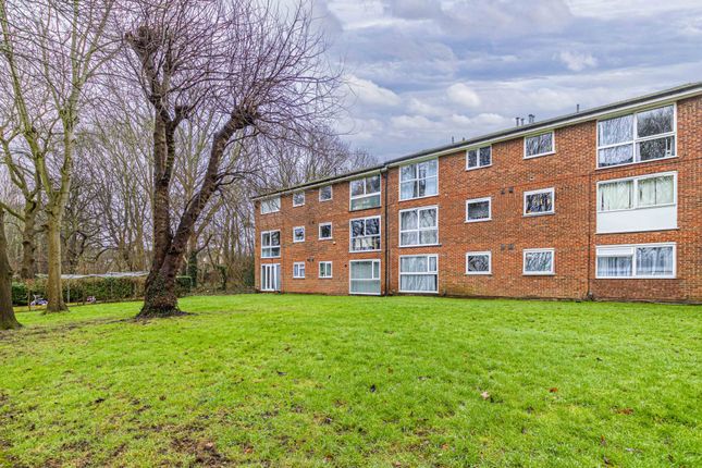 38, Aston View, Hemel Hempstead photo 3