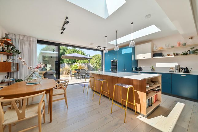15, Green Lane, Godalming photo 2