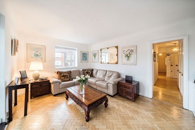 2-bed flat on Flat 10, Fettes House, Wellington Road, London, £625,000