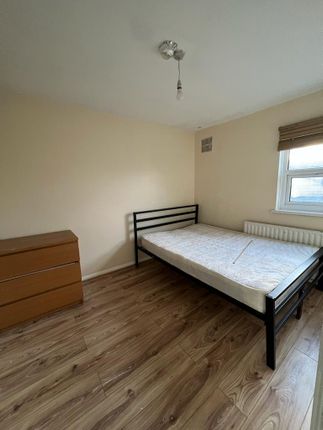 479, Cambridge Heath Road, Bethnal Green photo 4