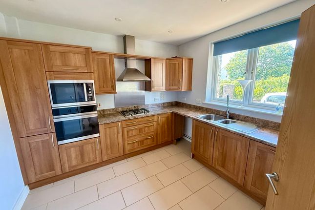 17, St. Marys Drive, Brixham photo 4