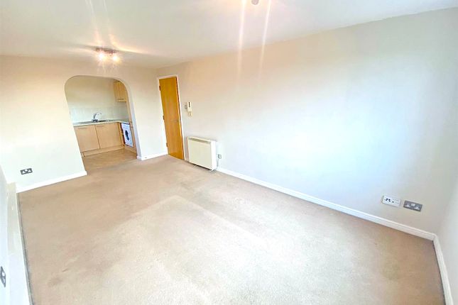 47 The Pinnacle, Gomer Street, Willenhall photo 2