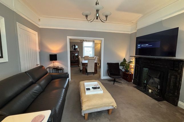 21, Pandy Road, Caerphilly photo 3