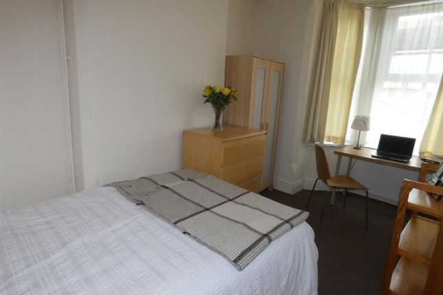 Henry Road, Nottingham photo 2