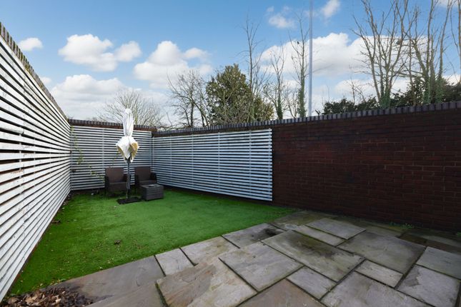 7 Castle Hill Court, Huntingdon photo 2