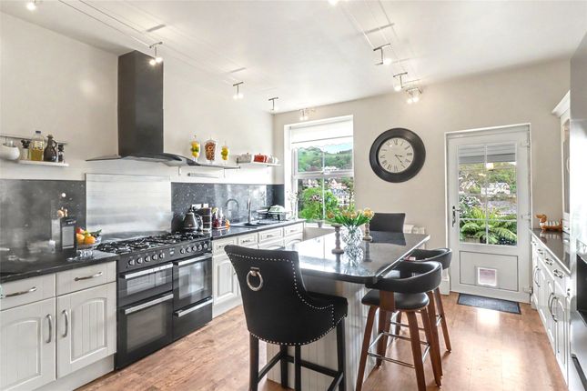 19 Broad Park Avenue, Ilfracombe Devon, Devon photo 4