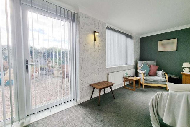 62, Meadowfield, Sleaford photo 3