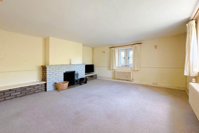 34, Shurnhold, Melksham photo 2