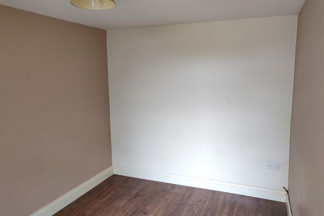 92, Elsden Road, Wellingborough photo 5