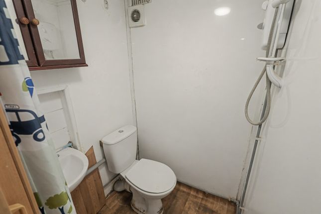 15-15A New Barn Street, Plaistow, London E13 8JZ photo 5