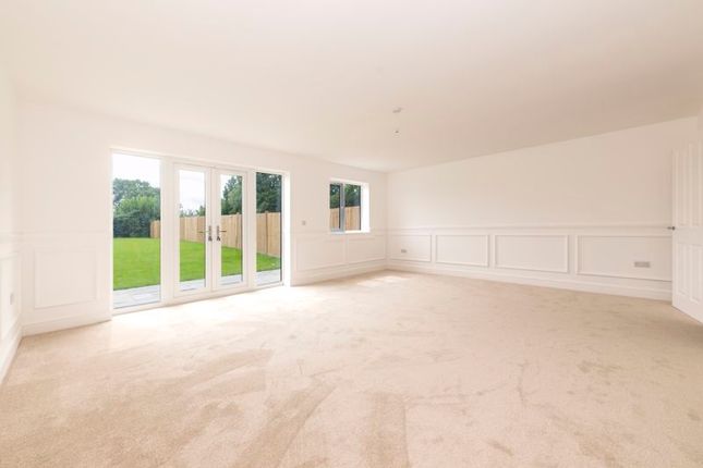 6 Corn Mill Lane, Framfield Road, Blackboys photo 3