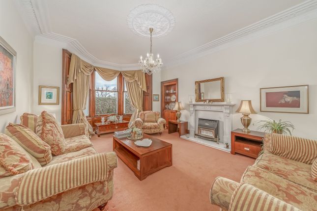 2 Holyrood Street, Carnoustie photo 2
