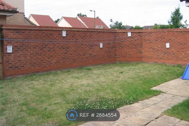 Thistle Drive, Hatfield photo 3