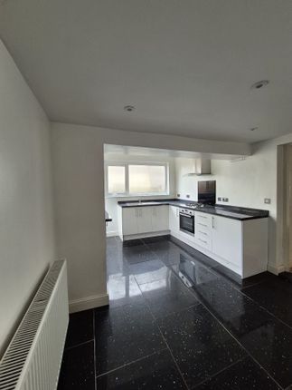 24, Sterry Road, Gowerton, Swansea  photo 5