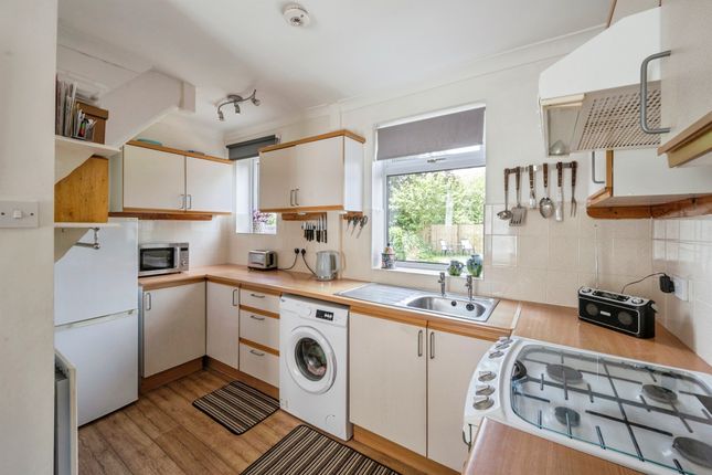 7, Hamilton Road, Rotherham photo 4