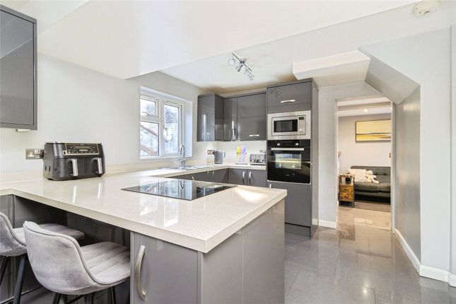 35, Penn Meadows, Devon photo 2