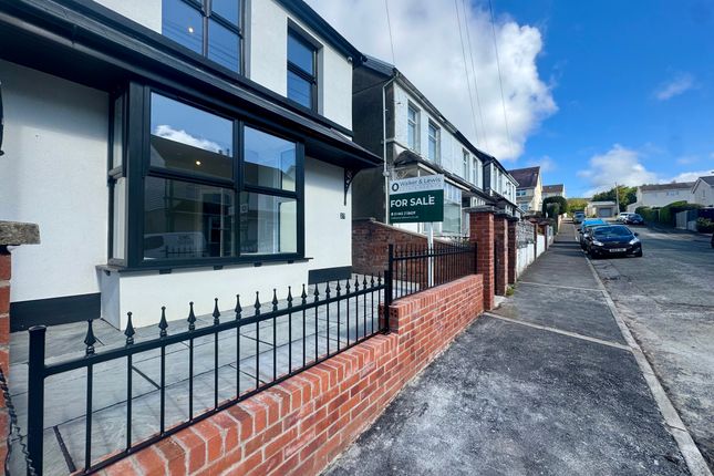 27 The Parade, Merthyr Tydfil photo 2