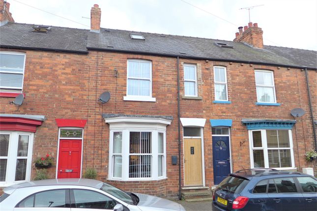 Thumbnail Terraced house to rent in Ash Grove, Ripon