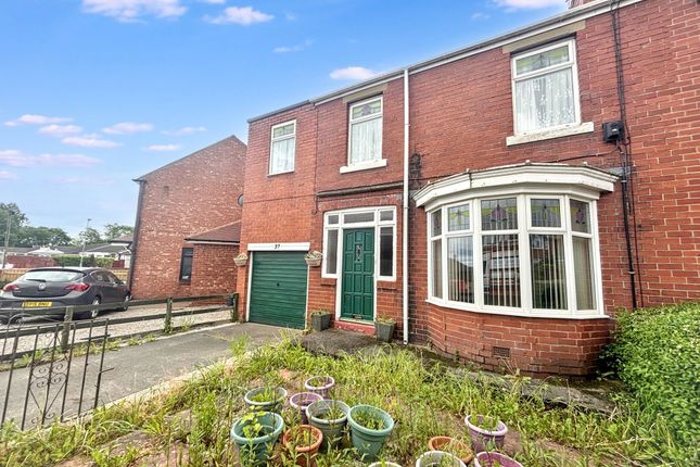 3-bed house on 27, Moorland Avenue, Bedlington, £80,000