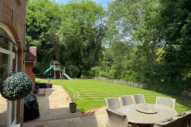 Rasehill Cottage, Rasehill Close, Rickmansworth photo 3