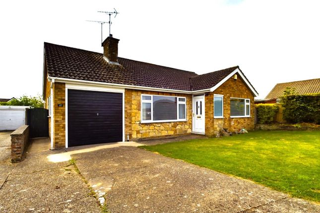Detached bungalow to rent in Windermere Avenue, North Hykeham, Lincoln