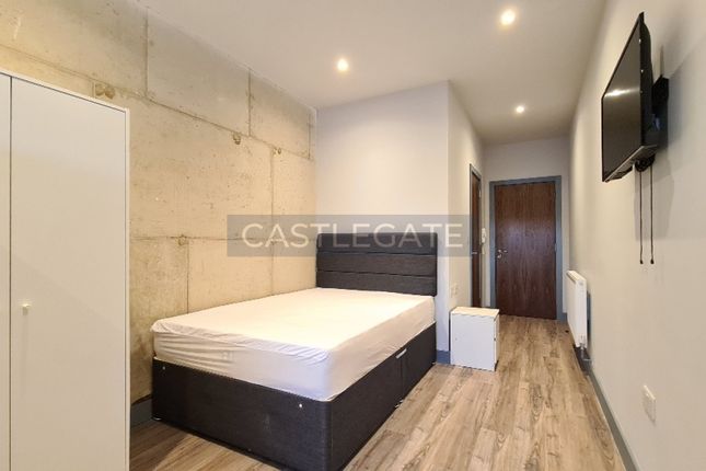 Room 54, Renaissance Works, Huddersfield photo 3