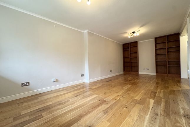 Wellgarth Road, London photo 3