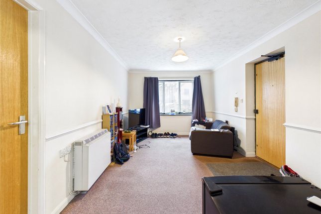 15, Burgess Place, Ipswich photo 2