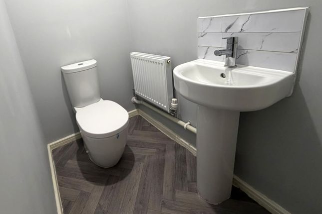 22, Alder Avenue, Grimsby photo 5