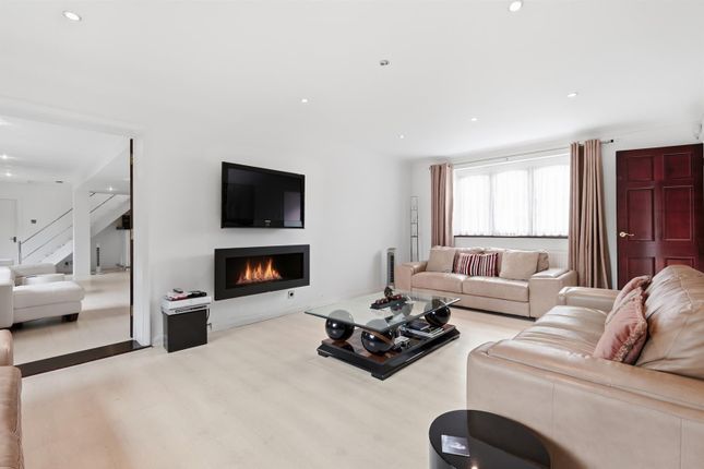 5, Bromley Lane, Chislehurst photo 2