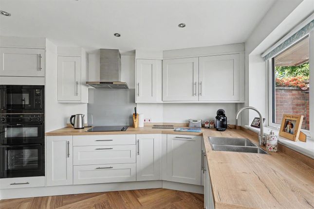 10, Dovehouse Close, Ely photo 4