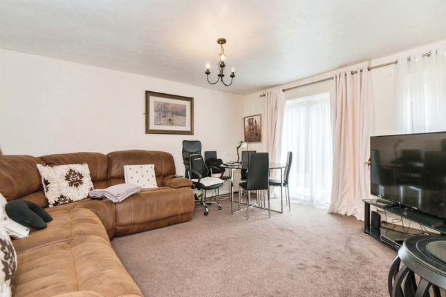 Flat for sale in Bassett Mews, Ardnave Crescent, Southampton