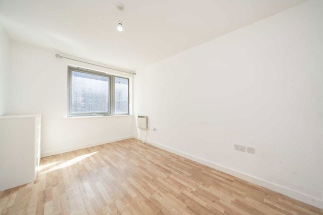 Flat 146, Ebbett Court, Victoria Road, London photo 3