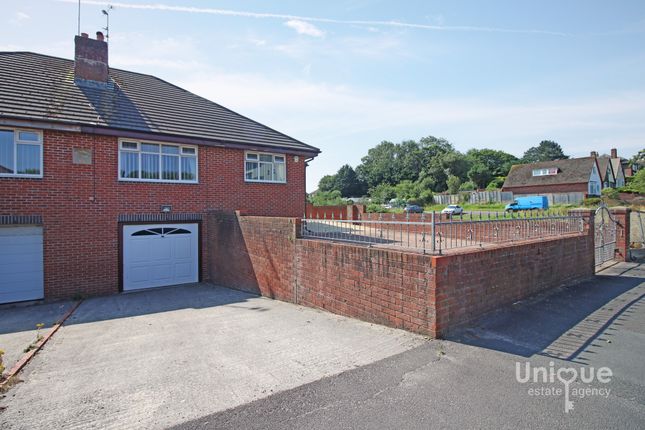 209, Newton Drive, Blackpool photo 2