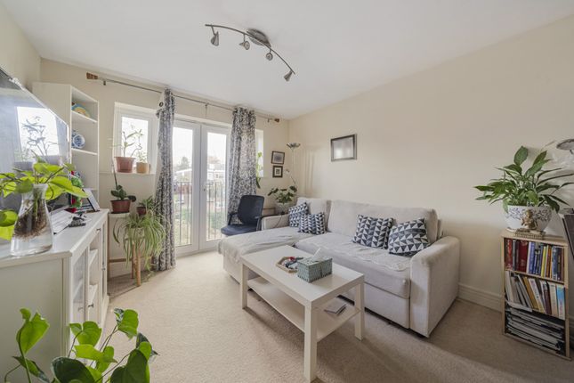 12, Albany House, Surbiton photo 4