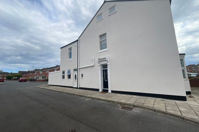 2 Shakespeare Street, South Shields photo 4
