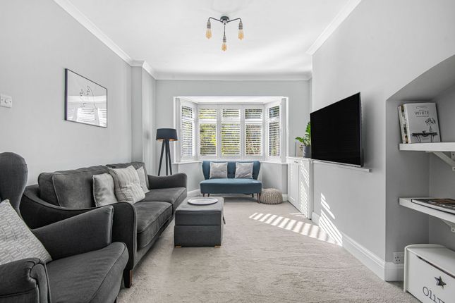 14 Peplins Way, Brookmans Park photo 3
