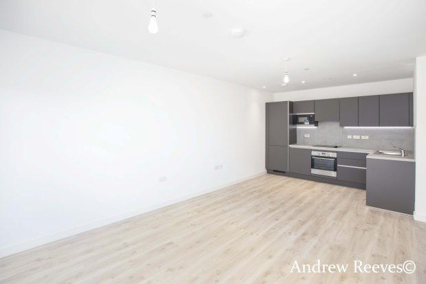 Thumbnail Flat to rent in Lyall House, London