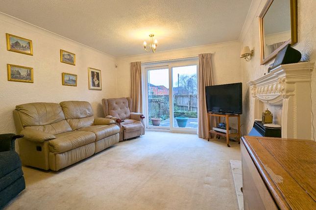 15 Moorville Court, Leeds photo 4