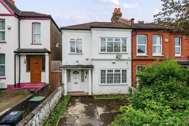 Thumbnail Property to rent in Wellmeadow Road, London