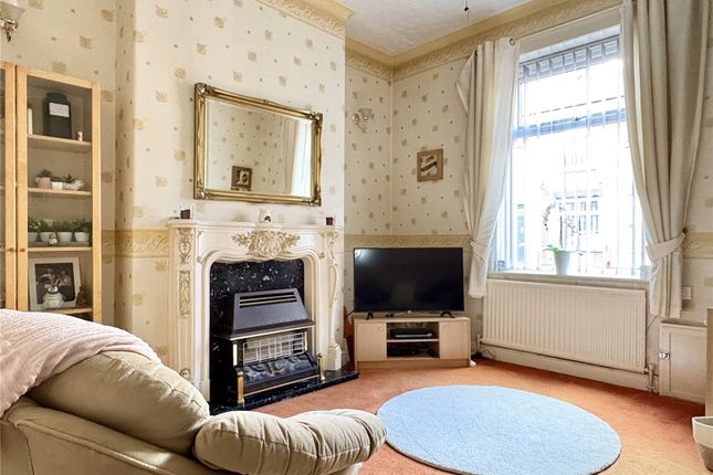 48, Herbert Street, Oldham photo 2