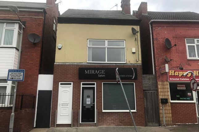Thumbnail Flat to rent in Central Avenue, Worksop, Nottinghamshire