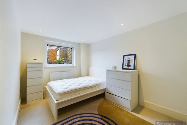 Flat to rent in Jerome Place, Kingston Upon Thames