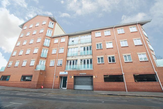 Thumbnail Flat to rent in Old Harbour Court, Hull