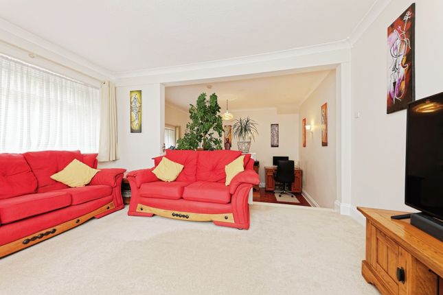 46, Kitchener Road, Kent photo 2